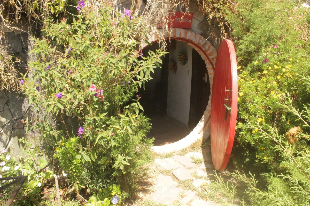 The Hobbit La Comarca Hotel Nueva San Salvador Exterior foto